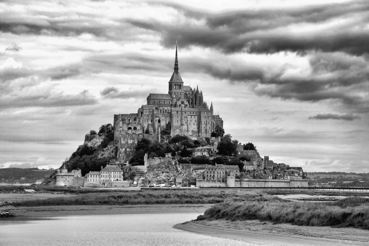Proche Mont-Saint-Michel, B&B De Charme, Petit-Dejeuner Bio Inclus Exterior foto